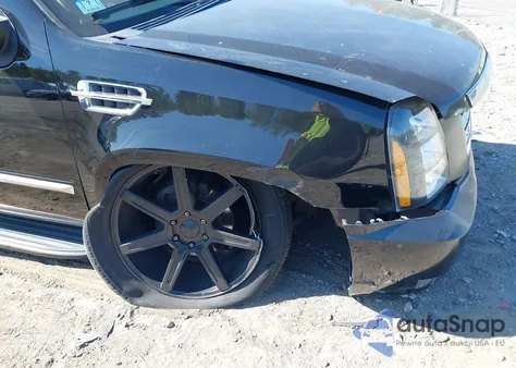 2007 Cadillac Escalade Esv Standard from USA, damaged, VIN 1GYFK66897R172600